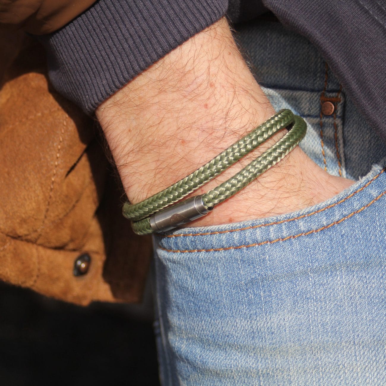 green bracelet